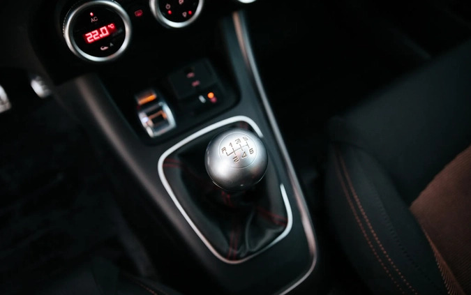 Alfa Romeo Giulietta cena 45900 przebieg: 99800, rok produkcji 2014 z Białystok małe 562